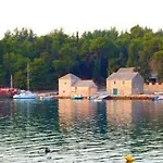 Jees Exclusive Hvar *